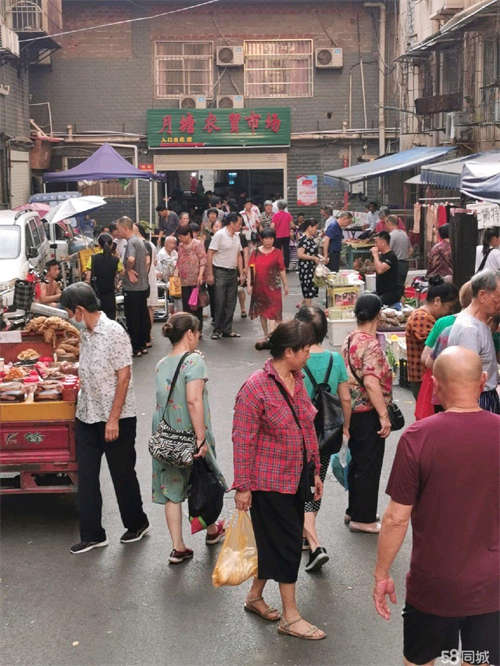 出租月塘农贸市场经营范围：肉类、水产、干货、蔬菜、批发等。