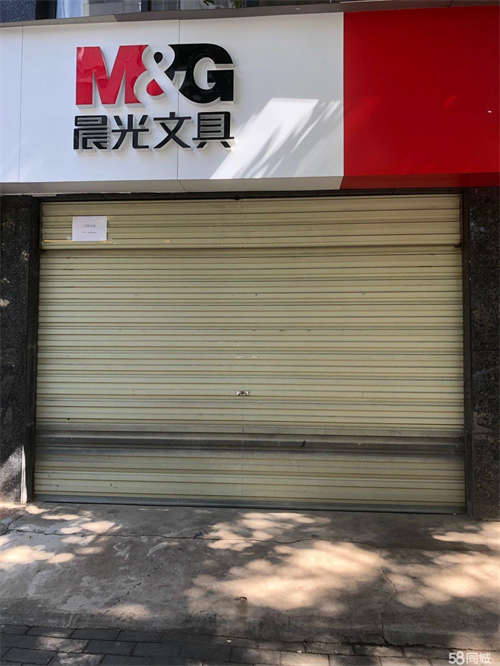 出租好停车，可外摆，空店出租