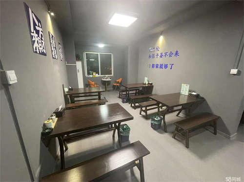 出租百牙中路商之都对面2层 ，烧烤带酒店转让