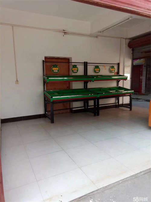 出租小区地址在实验中学南门坡下家