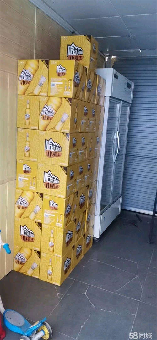 转让啤酒配送站点，啤酒内有100件冰柜两台，可单转铺面