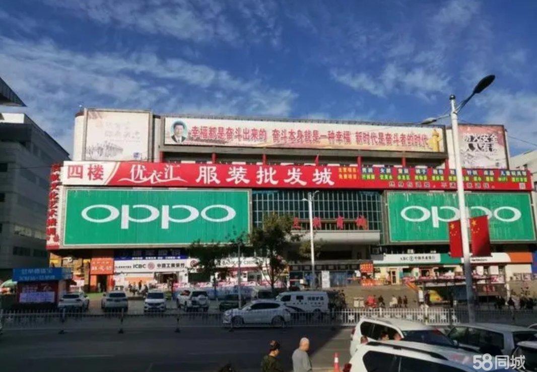 出租临近繁华新兴大街，位置好，人口多，交通方便