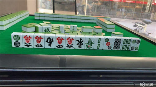转让唐人街麻将店转让3万以下，66平，上下楼