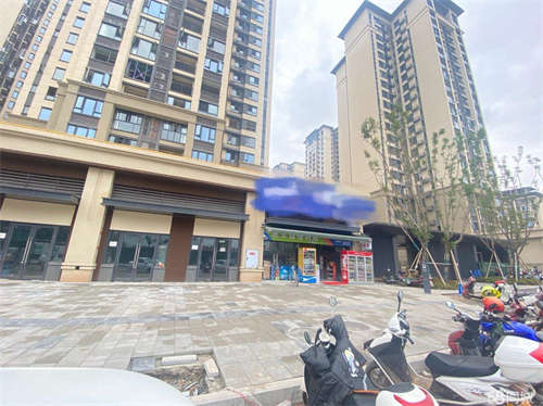 出租融创璟琳溪正大门临街底商出租