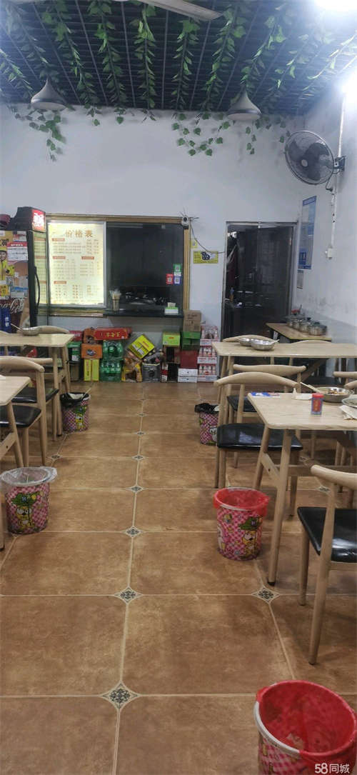 转让经营7年螺蛳粉店忍痛转让