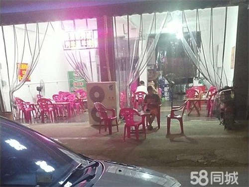 转让桂林理工大学东门，烧烤店转让，