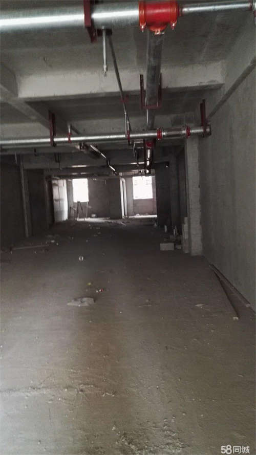 出租新区幸福里临街商铺，业主商铺无转让费