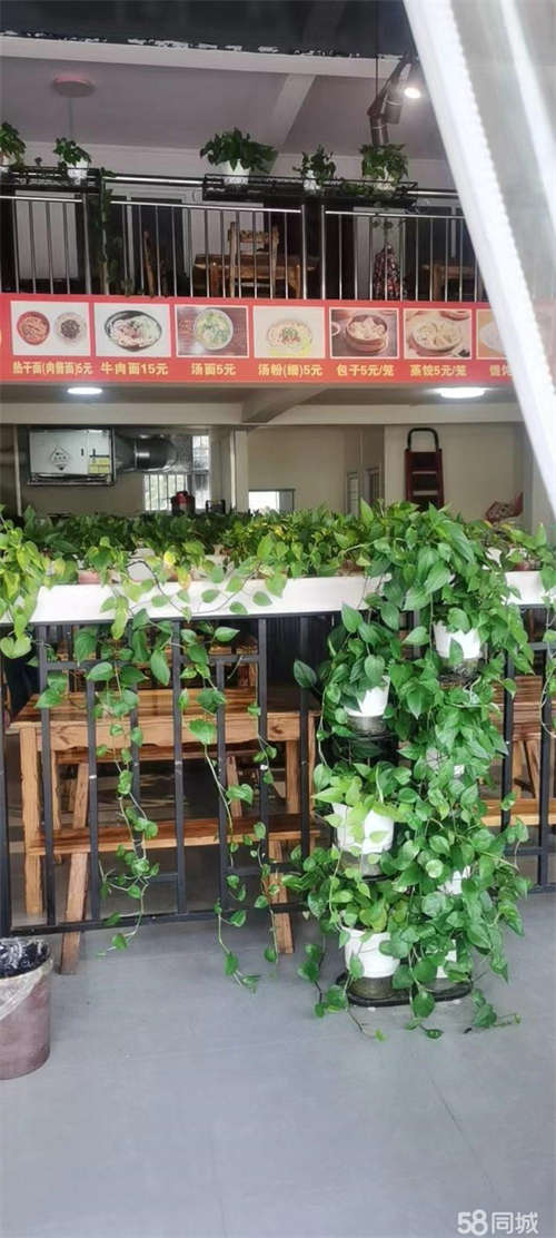 出租设施齐全，新店装修 ，接手可营业
