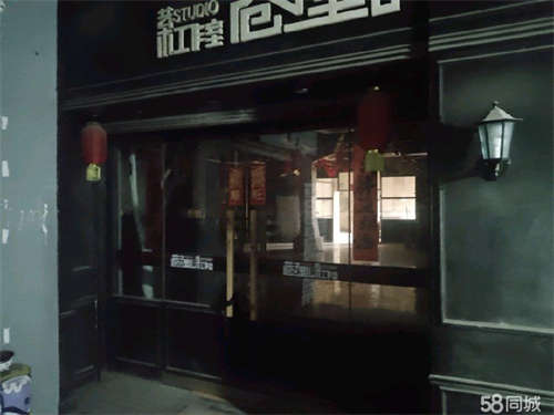 出租企业办公用房，简易装修。