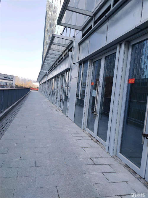 出租星城广场闹市繁华区餐饮培训班养生馆