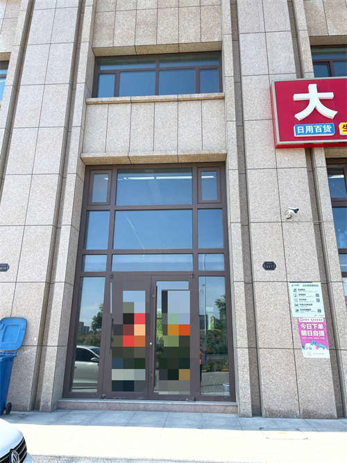 出租2021年新竣工，已基础装修，水电暖齐全。
