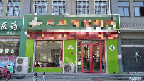 出租靠近居民区，小区沿街，位置优越