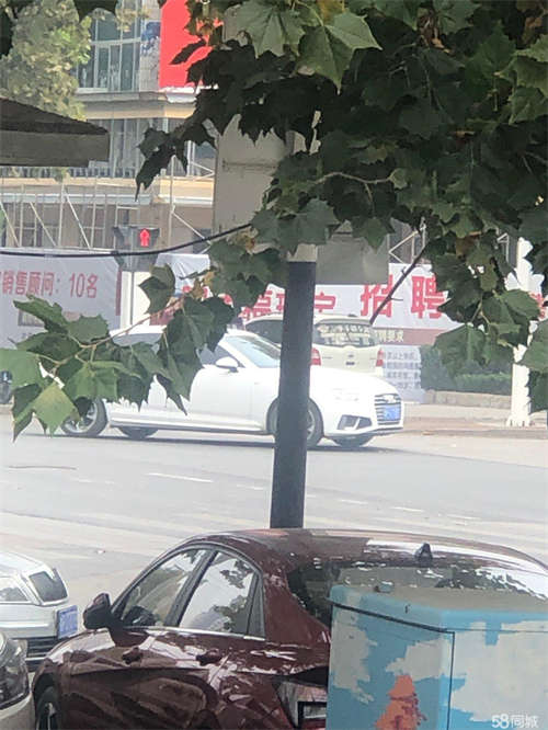 出租好位置的房子转让，换地方忍痛转让