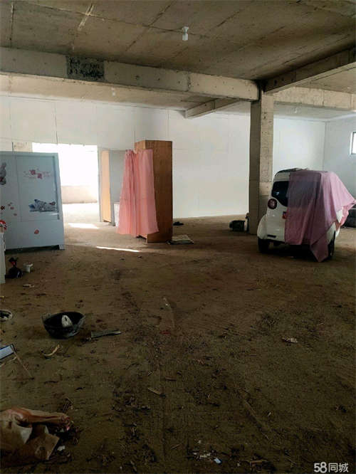 出租临街商铺，医院对面！！！
