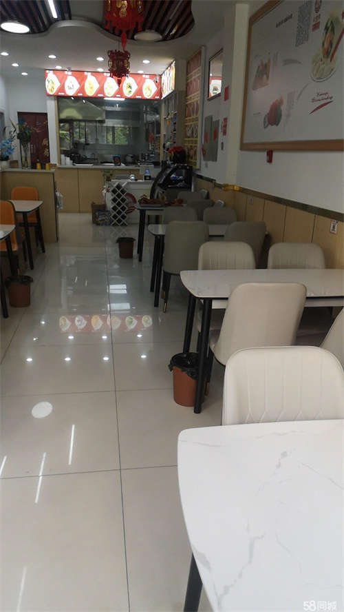 转让城西区营业中饺子馆 精装修