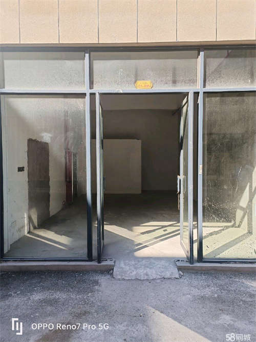 出租我的房源就是新店面普通装修了一下