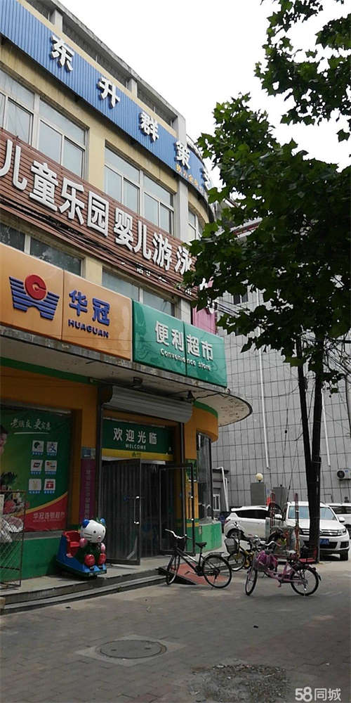 出租华阳路理想城小区门口华冠超市四楼整层300平米出租