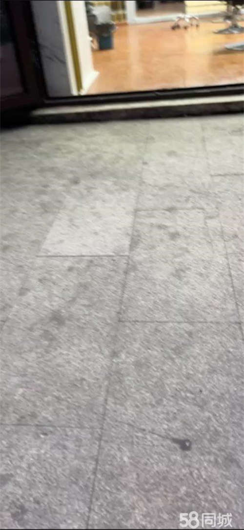 转让位置好。周边居民 学生。 环境好  喜欢的可以联系