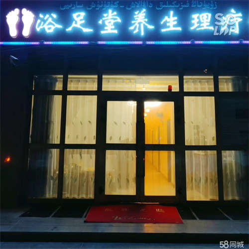 转让人流量大，停车方便，周边住家小区多，
