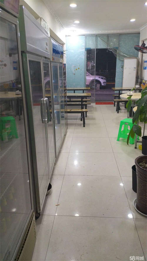 转让营业中的餐馆忍痛转让