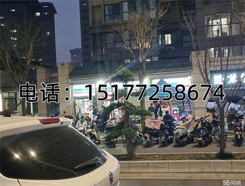 转让（房租八百，月入2W）带项目急转，王益中心广场临街门面