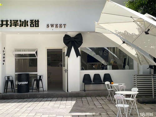 转让假日广场店铺转让
