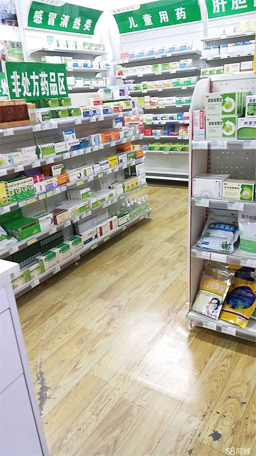 转让地段药店转让，手续齐全，刷卡机等，成熟小区，人流密集