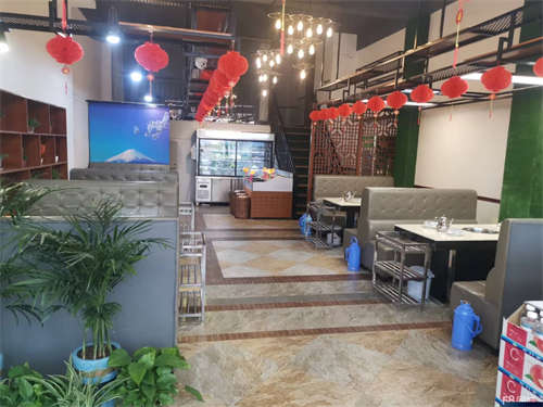 转让停车方便，客源稳定，位置