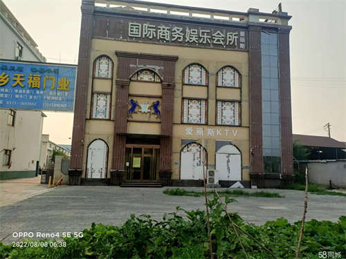 出租新乡县小冀镇许庄十字临街门面4层