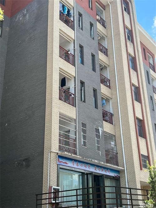 出租大学城中医学院门面出租