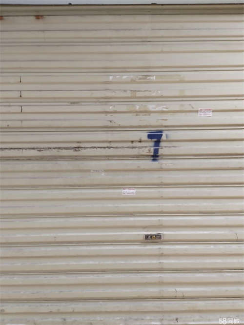 出租店铺位于小十字中心地带，华欣大厦1楼里。